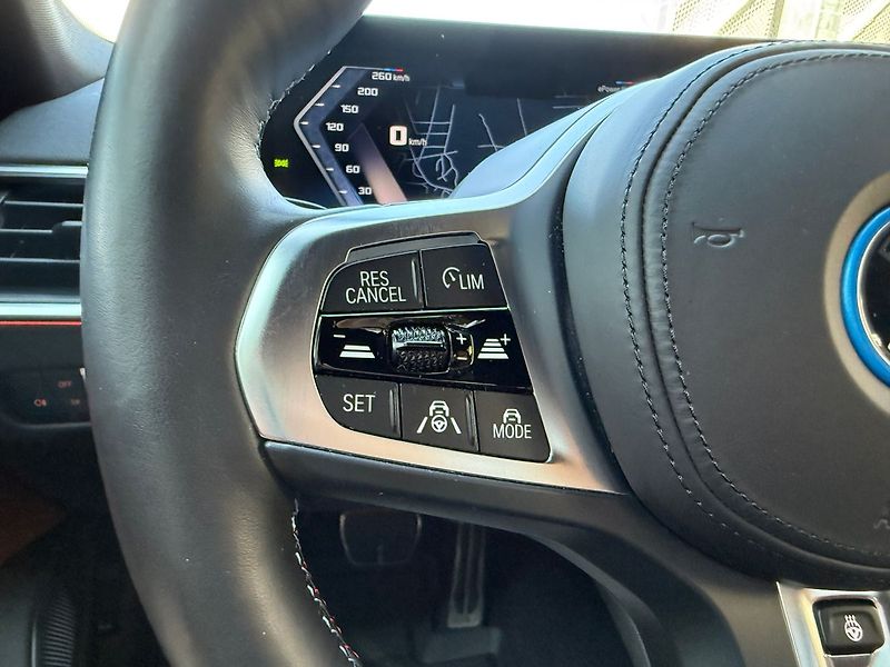 BMW Ostatní M50 HUD / H&K / Laser Light - fotka 30 z 43