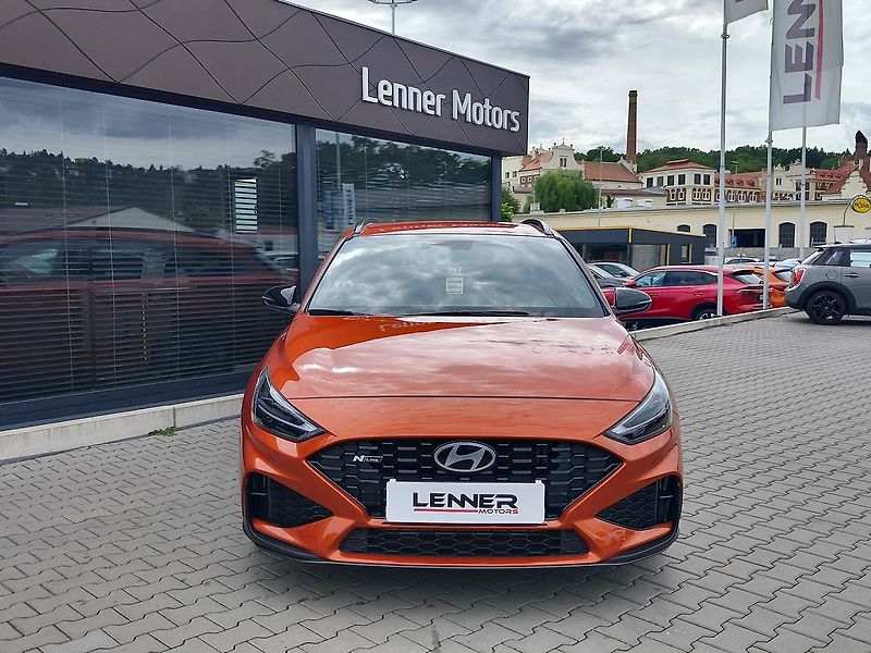 Hyundai i30 1.5 T-GDI/103kW N-Line DCT - fotka 2 z 35