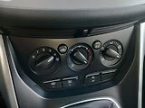 Ford Grand C-MAX (2015) 7 MÍST NAVIGACE POUZE 93t.KM!  - náhled 28