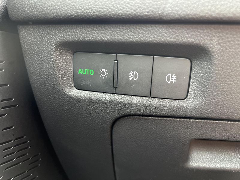 Škoda Octavia Top Selection 1.5TSi 110kw DSG - fotka 14 z 51
