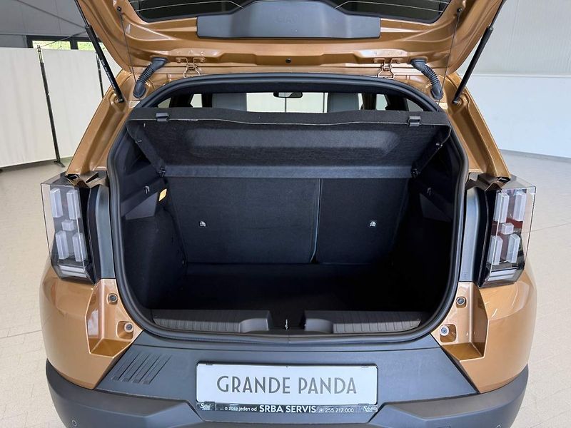Fiat Grande Panda (2025) La Prima 1.2 Turbo Hybrid 110k - fotka 24 z 25