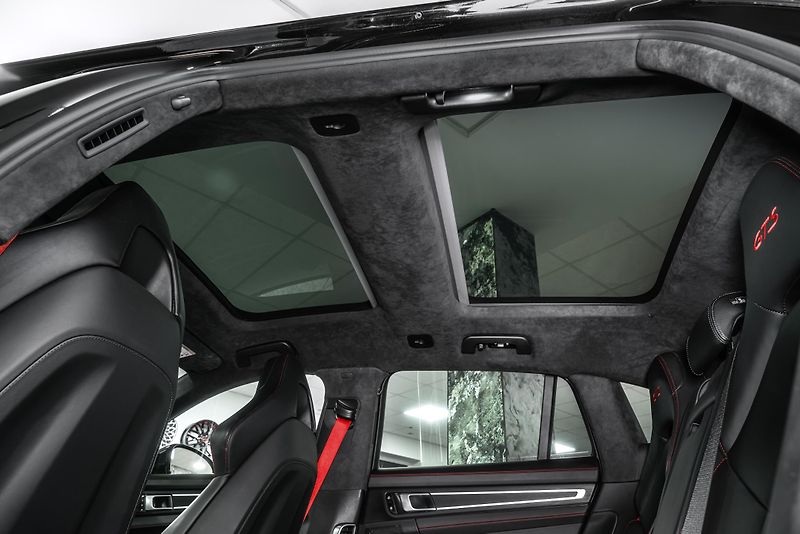 Porsche Panamera GTS PDLS+/BOSE/HUD/PASM/PANO/ - fotka 18 z 27