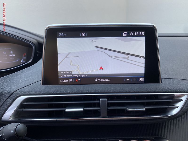 Peugeot 3008 (2019) 1.2PT, Active, navi, kamera - fotka 17 z 18