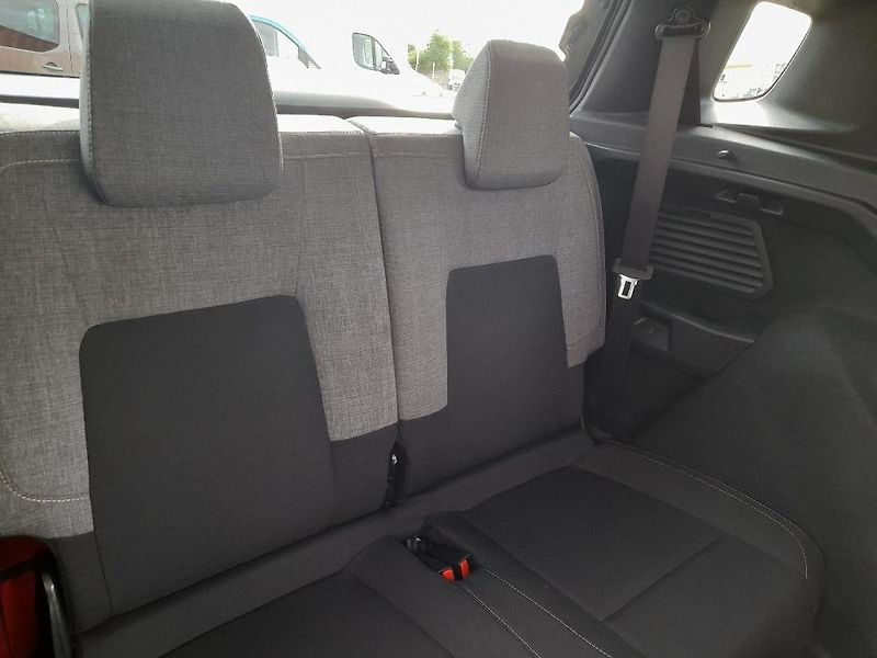 Citroën C3 Aircross (2026) PLUS TURBO 100K MAN. 7MÍST - fotka 34 z 40
