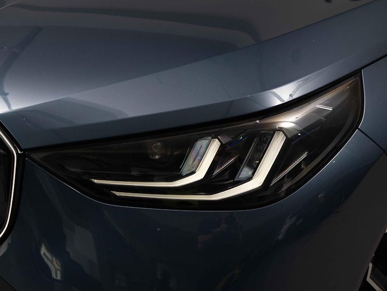 BMW X3 M50 xDrive - fotka 8 z 22