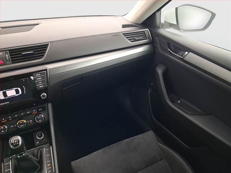 Škoda Superb (2016) Style 2.0 TDI, Serv.kniha - fotka 8 z 21