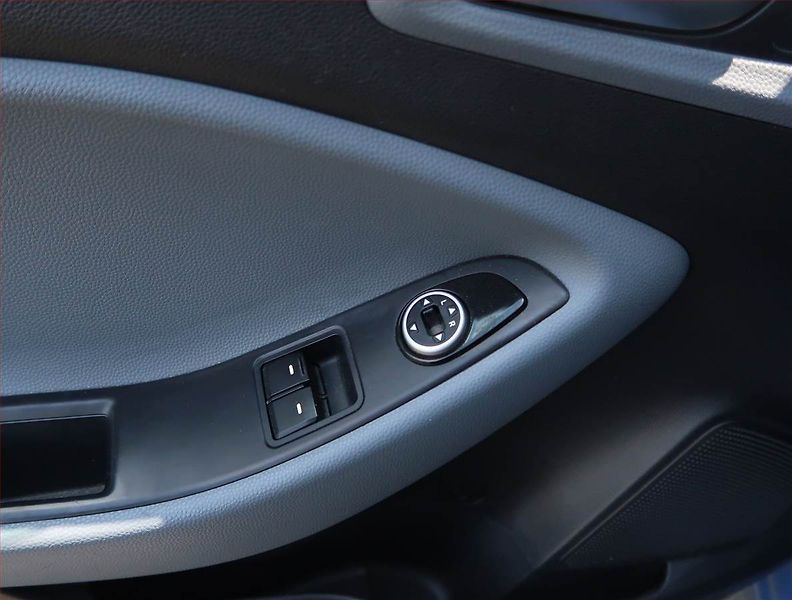 Hyundai i20 (2016) 1.2, ČR,1.maj, Serv.kniha - fotka 14 z 15