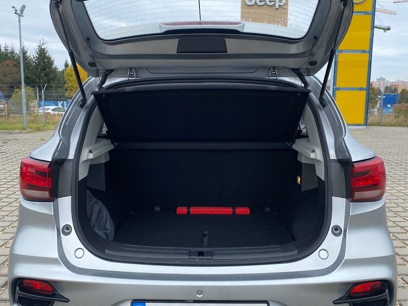 MG ZS (2025) Emotion Plus - 1,5 (78kW) Man - fotka 9 z 31