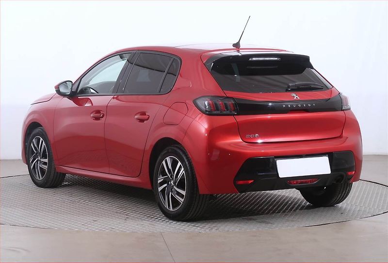 Peugeot 208 (2020) Allure Pack 1.2 PureTech - fotka 4 z 23