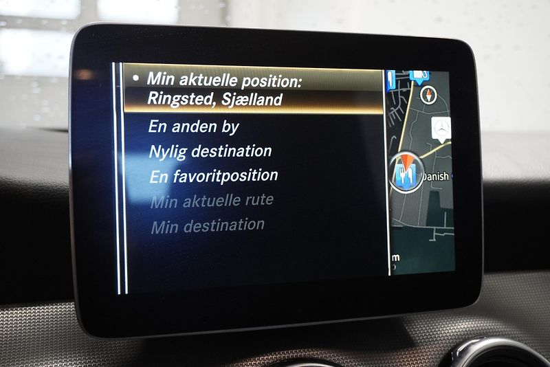 Mercedes-Benz GLA GLA220D 4MATIC AMG-LINE AUT. - fotka 17 z 28