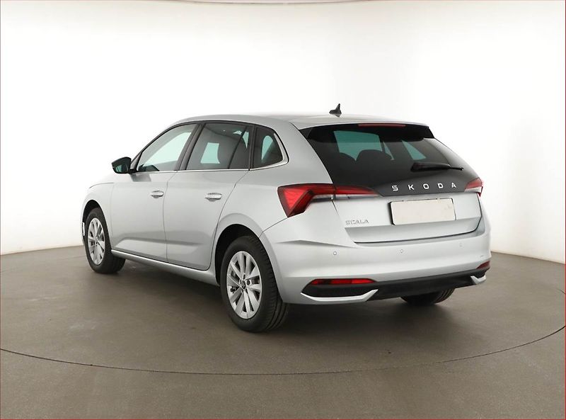 Škoda Scala (2025) 1.0 TSI, Top Selection, FullLe - fotka 4 z 15