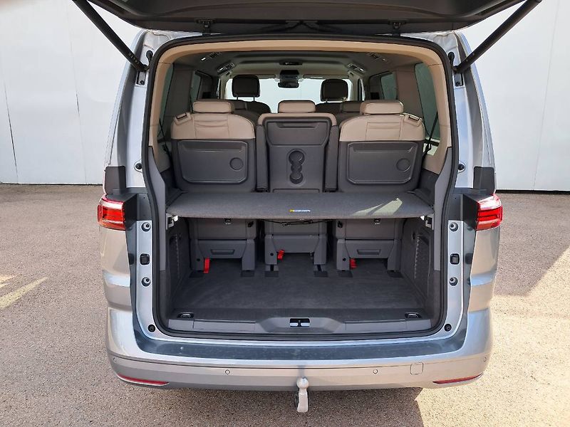 Volkswagen Multivan (2025) LONG Life 1.5 TSi P-HEV 130-18 - fotka 29 z 31