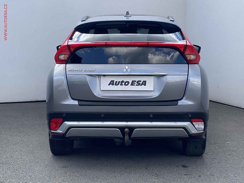 Mitsubishi Eclipse Cross (2020) 1.5T-MiVEC, Instyle, AT - fotka 5 z 18