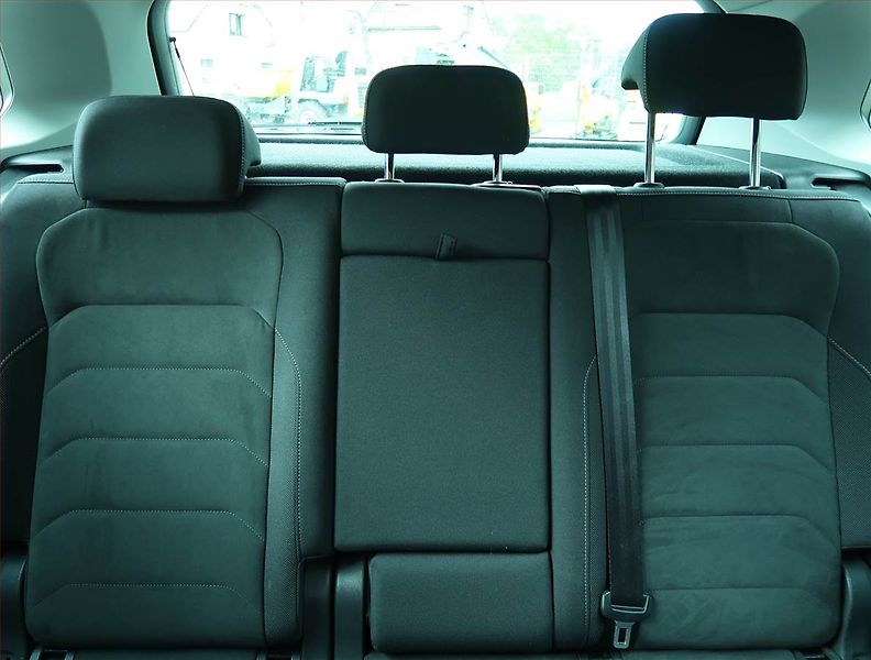Volkswagen Tiguan (2019) 2.0 TDI, Automat, Serv.kniha - fotka 10 z 24