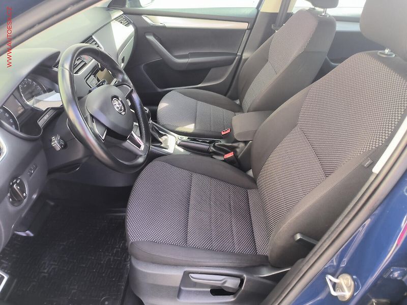 Škoda Octavia (2016) 1.6 TDi, ČR, AC, výhřev sed - fotka 9 z 18