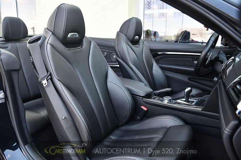 BMW M4 3.0 317kW HUD LED DPH - fotka 23 z 57