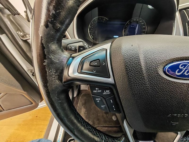 Ford Edge 2.0 Automat, 154 kW - fotka 29 z 44