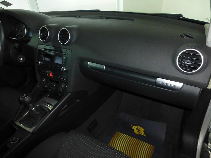 Audi A3 (2008) 2,0TDI*QUATTRO**ALU KOLA**DIGI - fotka 16 z 20