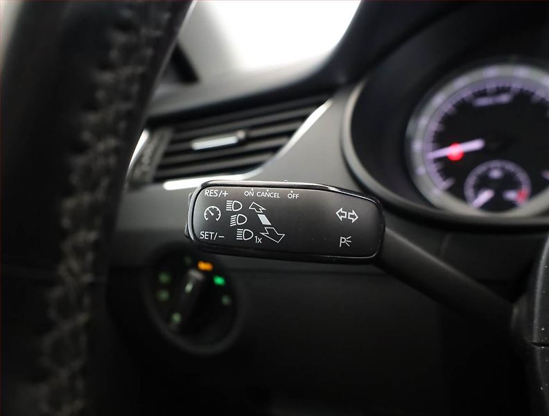 Škoda Octavia (2019) Scout 2.0 TDI, 4X4, Automat - fotka 18 z 21