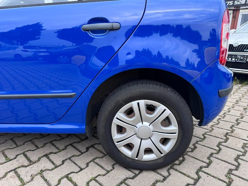 Škoda Fabia (2005) 1,2 HTP 40 KW STK - fotka 15 z 47