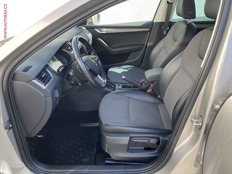Škoda Octavia (2019) 1.5 TGi, Style, DSG, LED - fotka 9 z 19