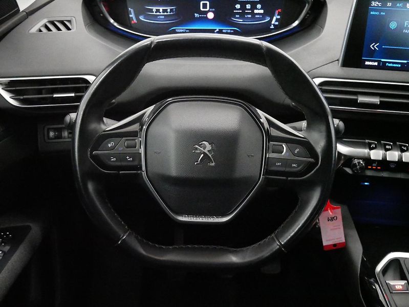 Peugeot 5008 - fotka 18 z 30