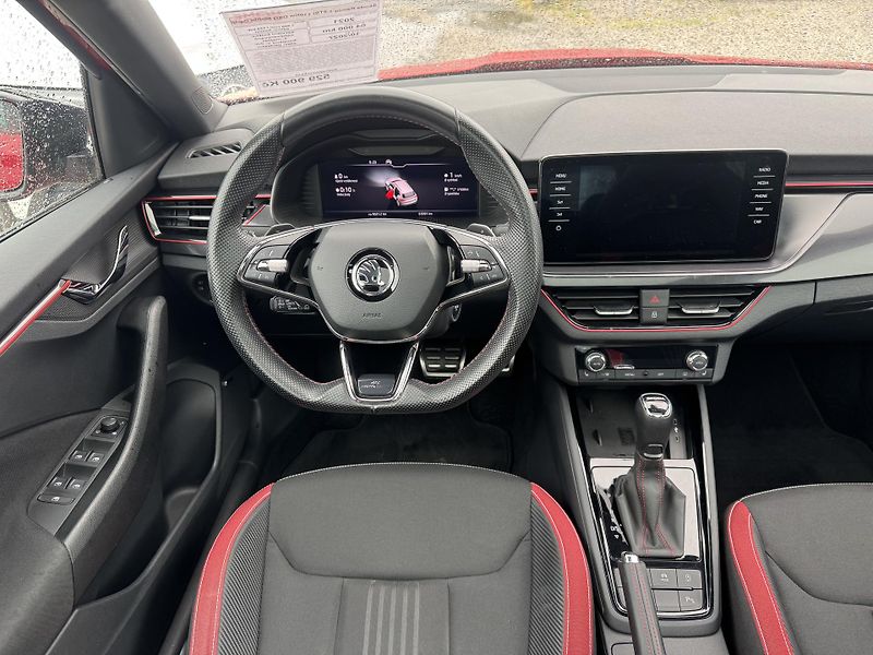 Škoda Kamiq (2021) 1.5TSi 110Kw DSG Monte Carlo - fotka 18 z 25