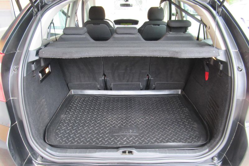 Citroën C4 Picasso 1.6 HDi Aut. Klima - fotka 20 z 22