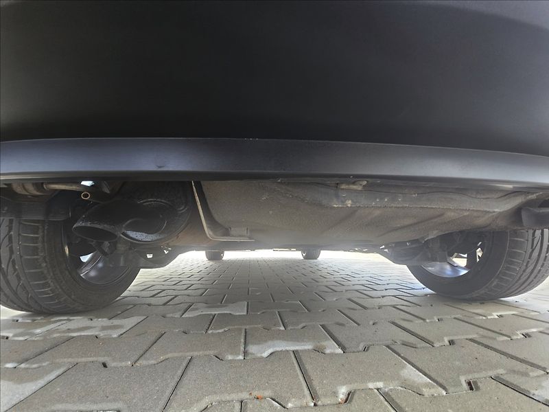 Škoda Rapid 1,0 TSi Drive NAVI ALU - fotka 27 z 39