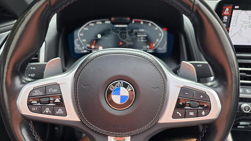 BMW Řada 8 (2023) M850i 4.4 V8 390kW xDrive AT - fotka 22 z 42
