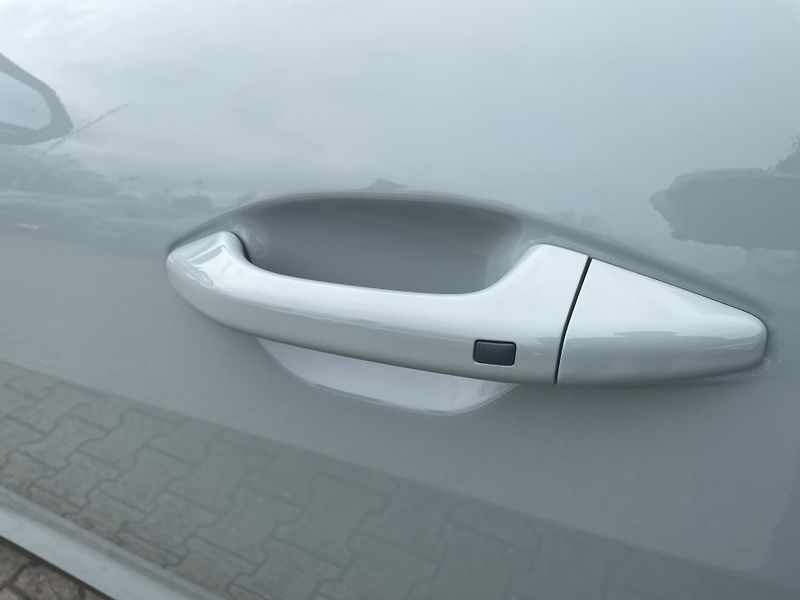 Kia K4 (2026) 1.0T-GDi MHEV 7DCT EXCLUSIVE - fotka 9 z 31