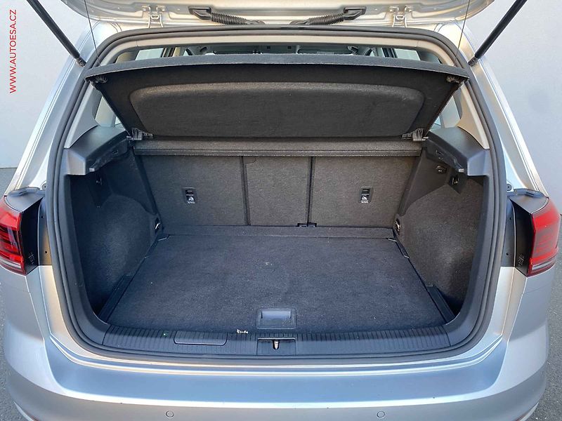 Volkswagen Golf Sportsvan (2019) 1.5TSi, 1.maj,ČR, DSG, navi - fotka 7 z 19