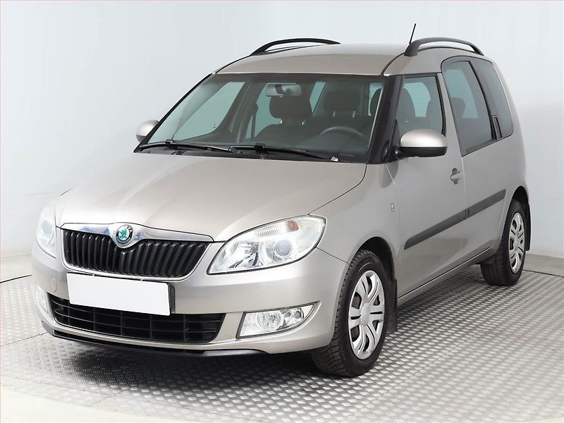 Škoda Roomster (2011) Style 1.2 TSI, Serv.kniha - fotka 2 z 10