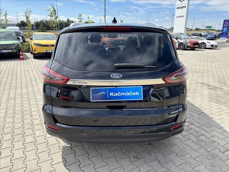 Ford S-MAX 2,5 HEV 140kW Titanium - fotka 4 z 47