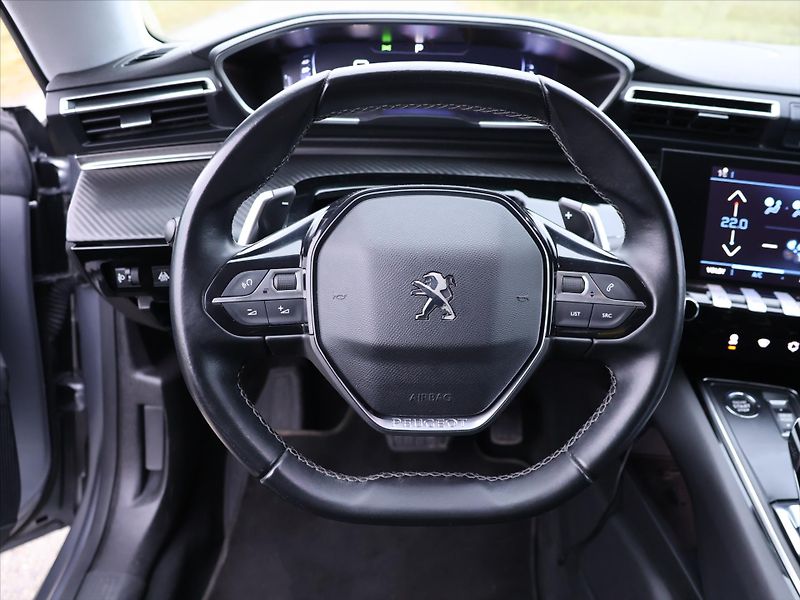 Peugeot 508 1,6 PureTech 133KW GTLINE - fotka 17 z 39