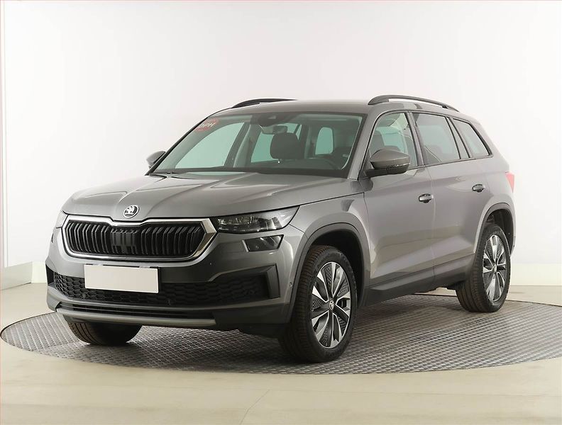 Škoda Kodiaq (2023) Ambition 2.0 TDI, digi klima - fotka 2 z 24
