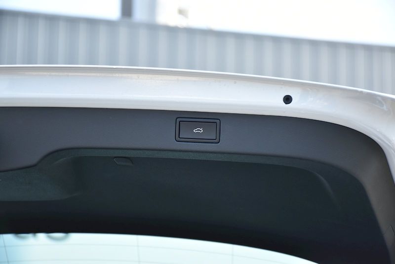 Škoda Kamiq (2023) MONTE CARLO TSI 110/1.5 M6 - fotka 21 z 31