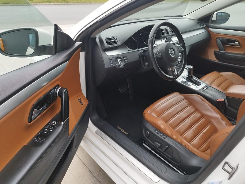 Volkswagen Passat CC 2.0TDI, volat-608 081 843 - fotka 19 z 21