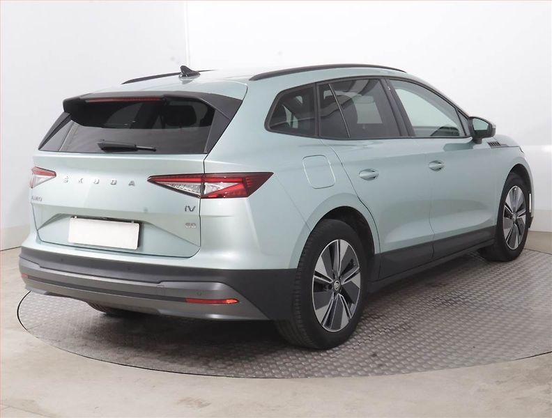 Škoda Enyaq (2022) iV 60 (62 kWh), SoH 92% - fotka 5 z 18