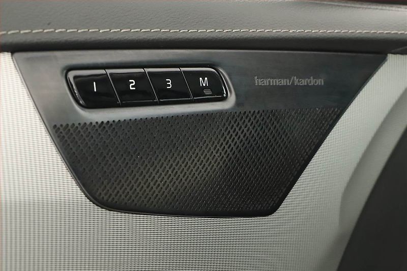 Volvo XC90 (2019) D5 AWD - fotka 23 z 30