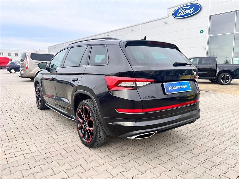 Škoda Kodiaq 2,0 BiTDI RS Challenge DSG 4x4 - fotka 3 z 39