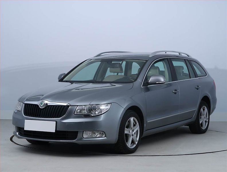 Škoda Superb (2009) Elegance 2.0 TDI, 4X4 - fotka 2 z 20