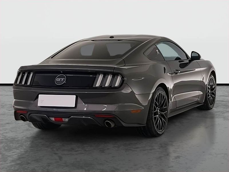 Ford Mustang (2017) GT V8 5.0 - fotka 5 z 21