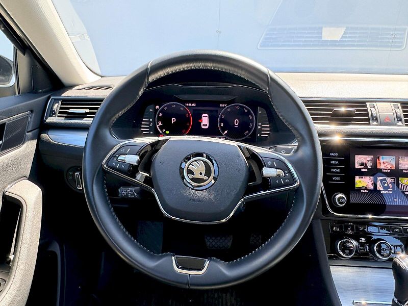 Škoda Superb (2022) Combi DSG 2.0 TDI / 110 kW / A - fotka 6 z 27