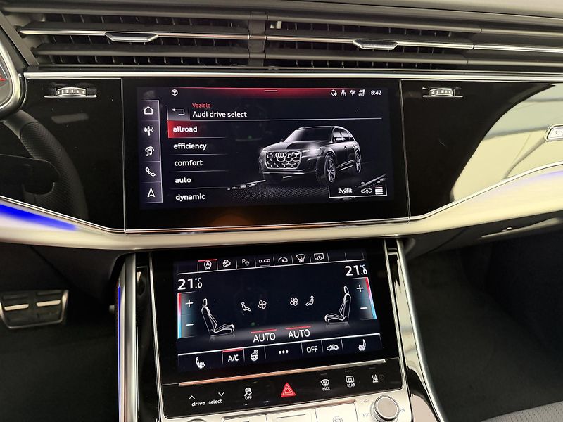 Audi Q7 3.0Tdi*7-mist*CZ*DPH*S-Line - fotka 31 z 48