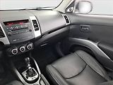 Mitsubishi Outlander (2011) 2.2 DI-D, 4X4, Automat - náhled 8