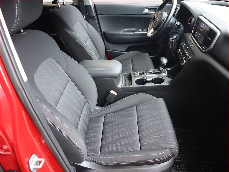 Kia Sportage (2021) 1.6 CRDi - fotka 9 z 20
