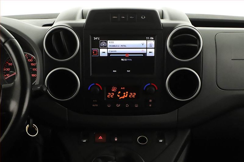Citroën Berlingo (2017) Shine 1.6 BlueHDi, 5Míst, ČR - fotka 9 z 15