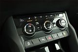 Škoda Karoq (2018) 1.5 TSI, Automat, Kůže - náhled 11