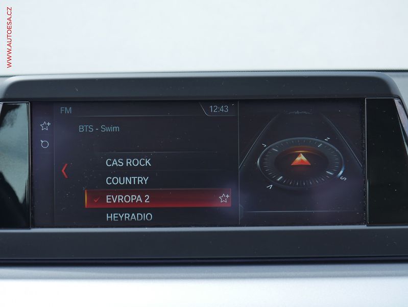 BMW Řada 5 (2018) 2.0D 520d, AT, LED, navi - fotka 17 z 25